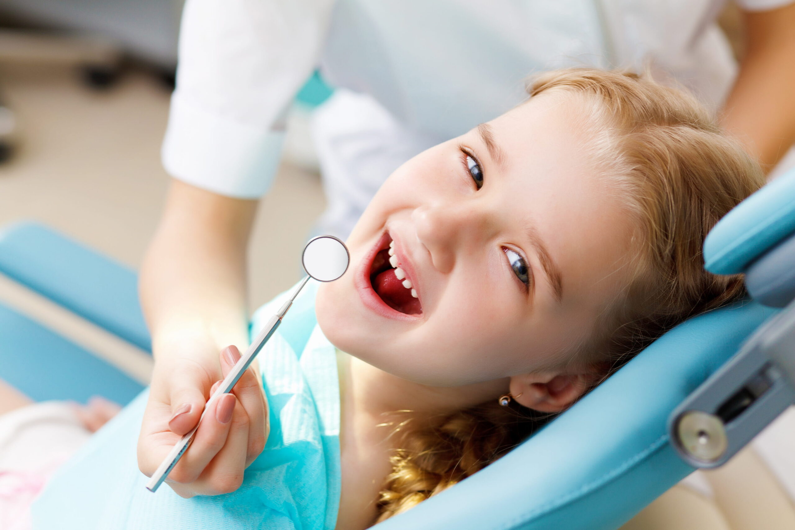 What Age Should a Child Visit the Dentist?